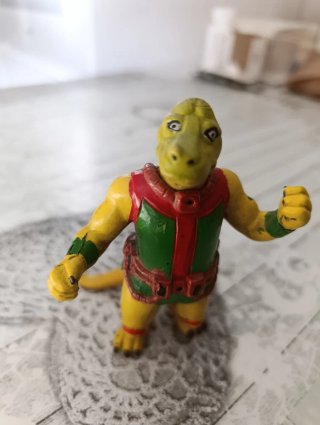 Figura PVC astrodino