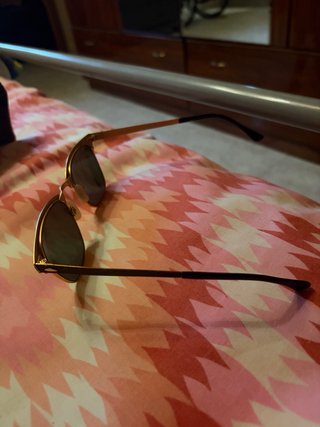 Gafas Ray-Ban Negras y Doradas