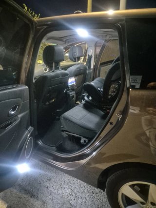 Renault Grand Scenic 2010 1.9 Dci 130 cv