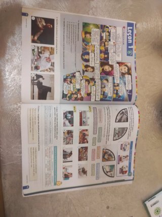 Libro de Francés de 2º o 3º de ESO