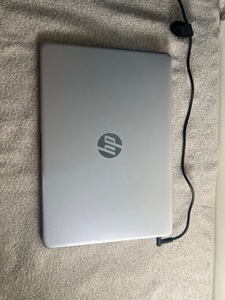 Portátil HP Laptop 14s-dq2xxx Plata