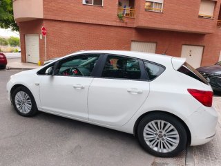 Opel Astra 2013