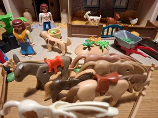PLAYMOBIL Granja Maletín 71714