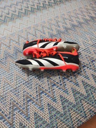 Botas de fútbol Adidas Predator Talla 42