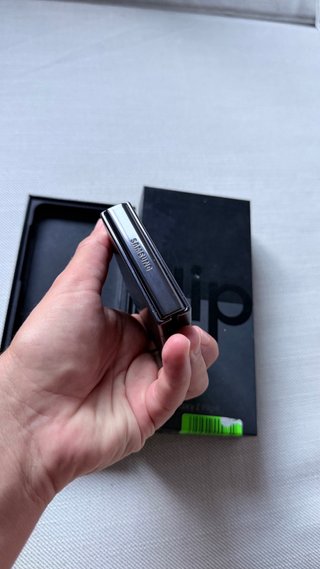 Samsung Z Flip 4 256GB Negro/Gris