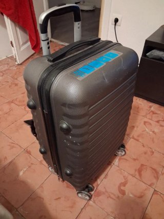 Maleta de mano gris