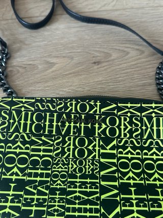 Bolso Michael Kors Negro y Verde