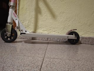 Patín infantil rosa y blanco