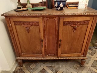 Mueble despensero antiguo de madera