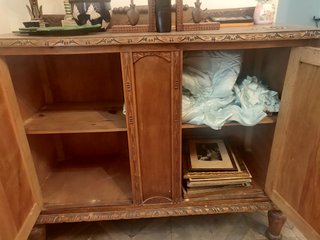 Mueble despensero antiguo de madera
