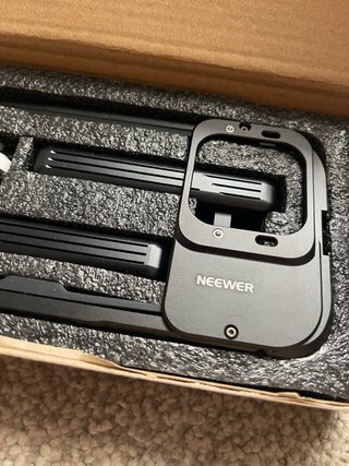 Jaula Neewer iPhone 15 Pro Max