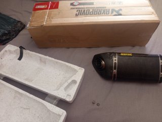 Silenciador Akrapovič MT-07 2023