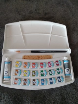 Caja de acuarelas Van Gogh 18+2 colores A ESTRENAR