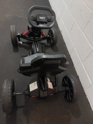 Kart de pedales para niños negro
