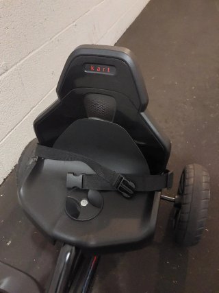 Kart de pedales para niños negro