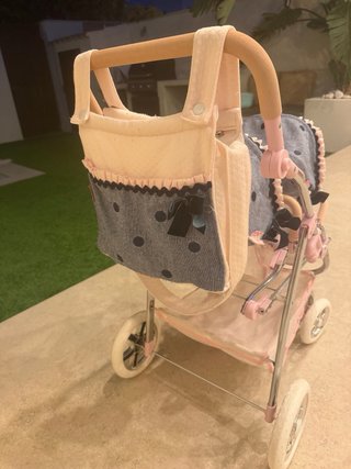 Carrito de muñecas gemelar Arias.