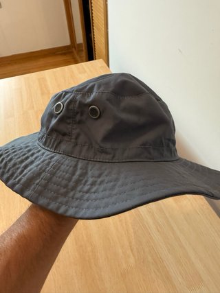 Gorro de pescador gris bucket