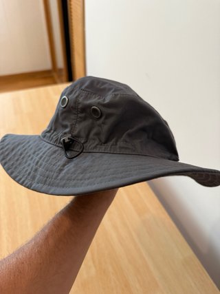 Gorro de pescador gris bucket