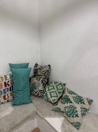 Cojín educativo y decorativo