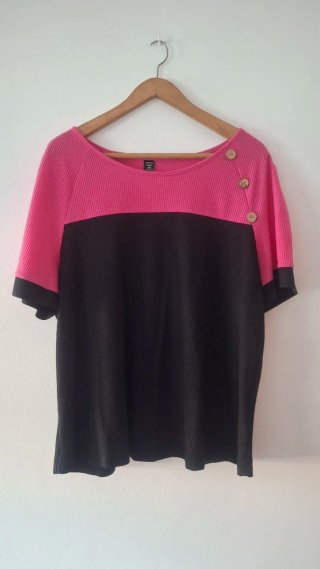 Camiseta SHEIN bicolor manga corta botones