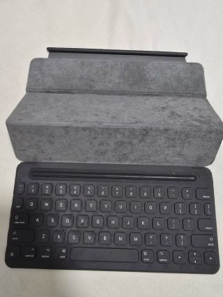 Smart Keyboard for iPad Pro 9.7-inch
