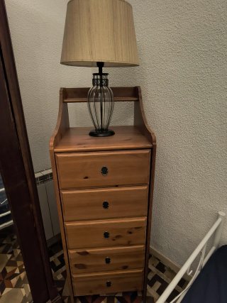 Cómoda de pino con 5 cajones
