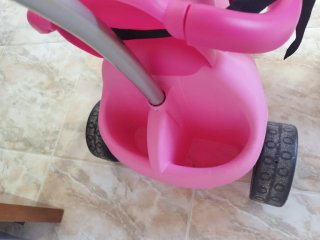 Triciclo rosa para bebé