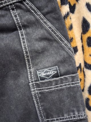 Pantalones vaqueros Bershka negros