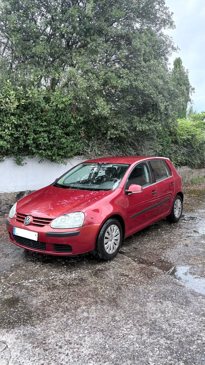 Volkswagen Golf 2004 - foto 1