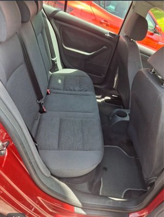 Volkswagen Golf 2004