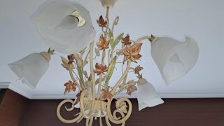 Lámpara de techo floral beige y verde