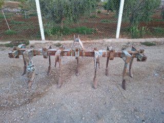 Cultivador 9 patas