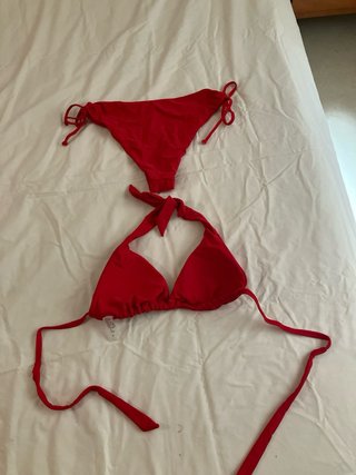 Bikini SHEIN rojo ajustable lazos Talla M