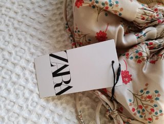 Bolso Zara floral con encaje