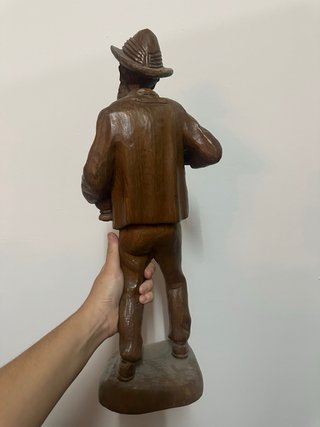 Figura Madera Tallada Hombre Cerveza