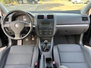 Volkswagen Golf 2004