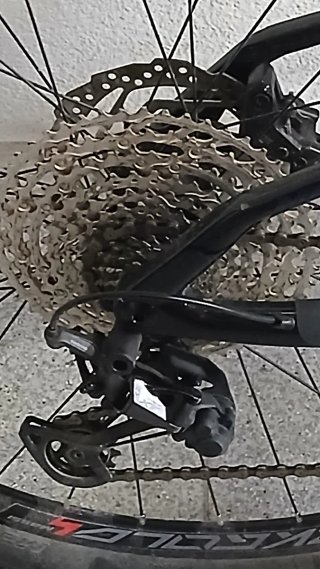 Mountain Bike MASSI de Carbono y Doble suspensión