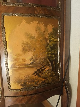 Vitrina Luis XV madera y cristal