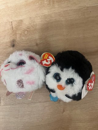 2 Peluches Pequeños