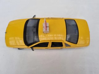 Chevrolet Caprice Taxi NYC UT Models 1:18