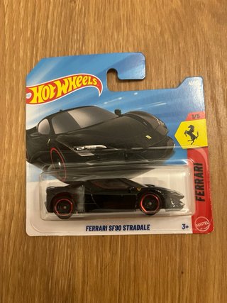 Colección de Ferrari Hot wheels + 2 soportes