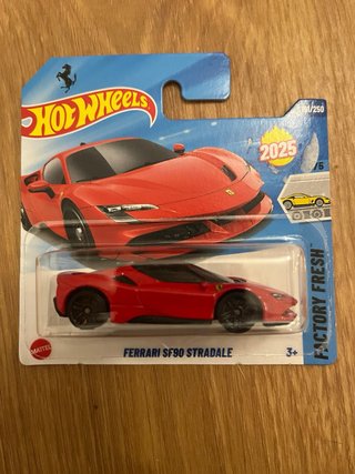 Colección de Ferrari Hot wheels + 2 soportes