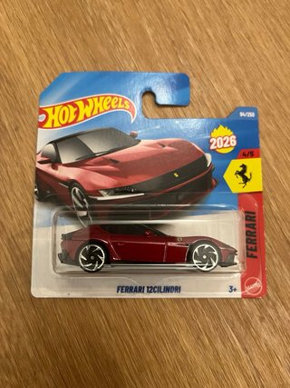 Colección de Ferrari Hot wheels + 2 soportes