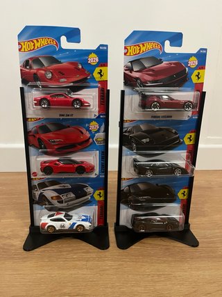 Colección de Ferrari Hot wheels + 2 soportes