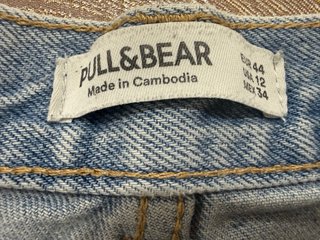 Pantaloncini jeans donna Pull&Bear strappati