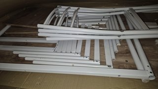 Conjunto de Comedor 1 Mesa y 4 Silla Pies Acero