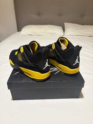 Nike Air Jordan 4 Yellow Thunder Talla 45