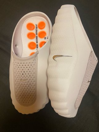 Sandalias Nike Naranja y gris muy claro
