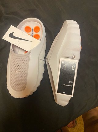 Sandalias Nike Naranja y gris muy claro