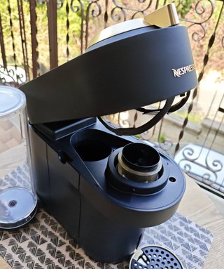 Macchina Caffè Nespresso Vertuo Pop Deluxe